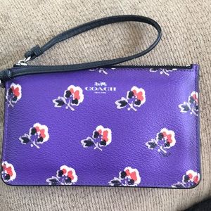 Coach Wristlet Sienna Rose Print